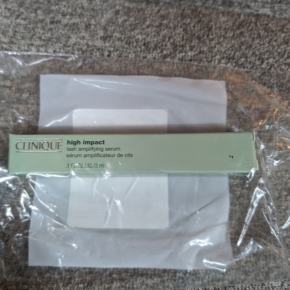 🆕Clinique High Impact Lash Serum - Picture 4 of 6